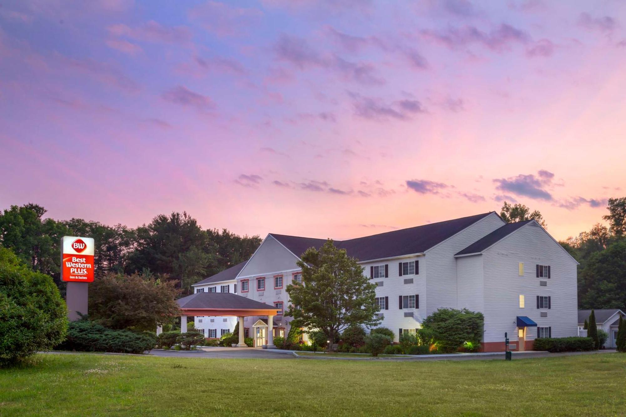 Best Western Plus Berkshire Hills Inn & Suites Pittsfield Exterior photo