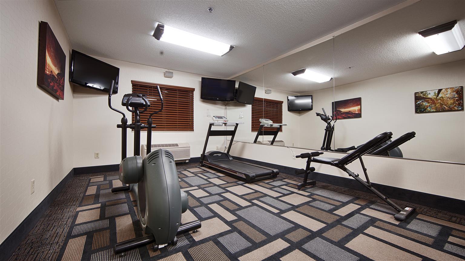 Best Western Plus Berkshire Hills Inn & Suites Pittsfield Exterior photo