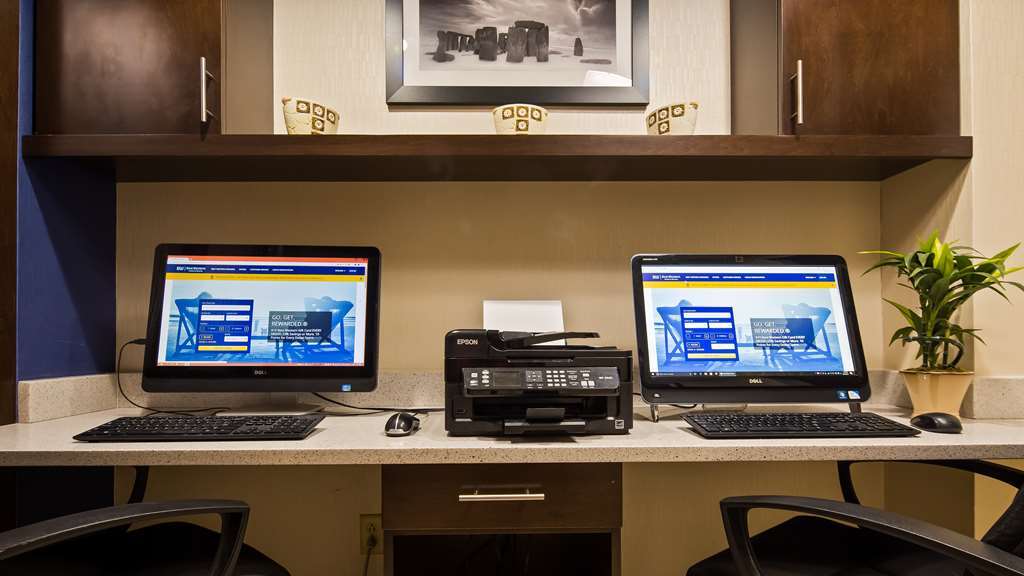 Best Western Plus Berkshire Hills Inn & Suites Pittsfield Facilities photo